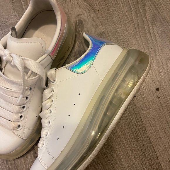 Alexander McQueen Sneakers - Picture 2 of 5